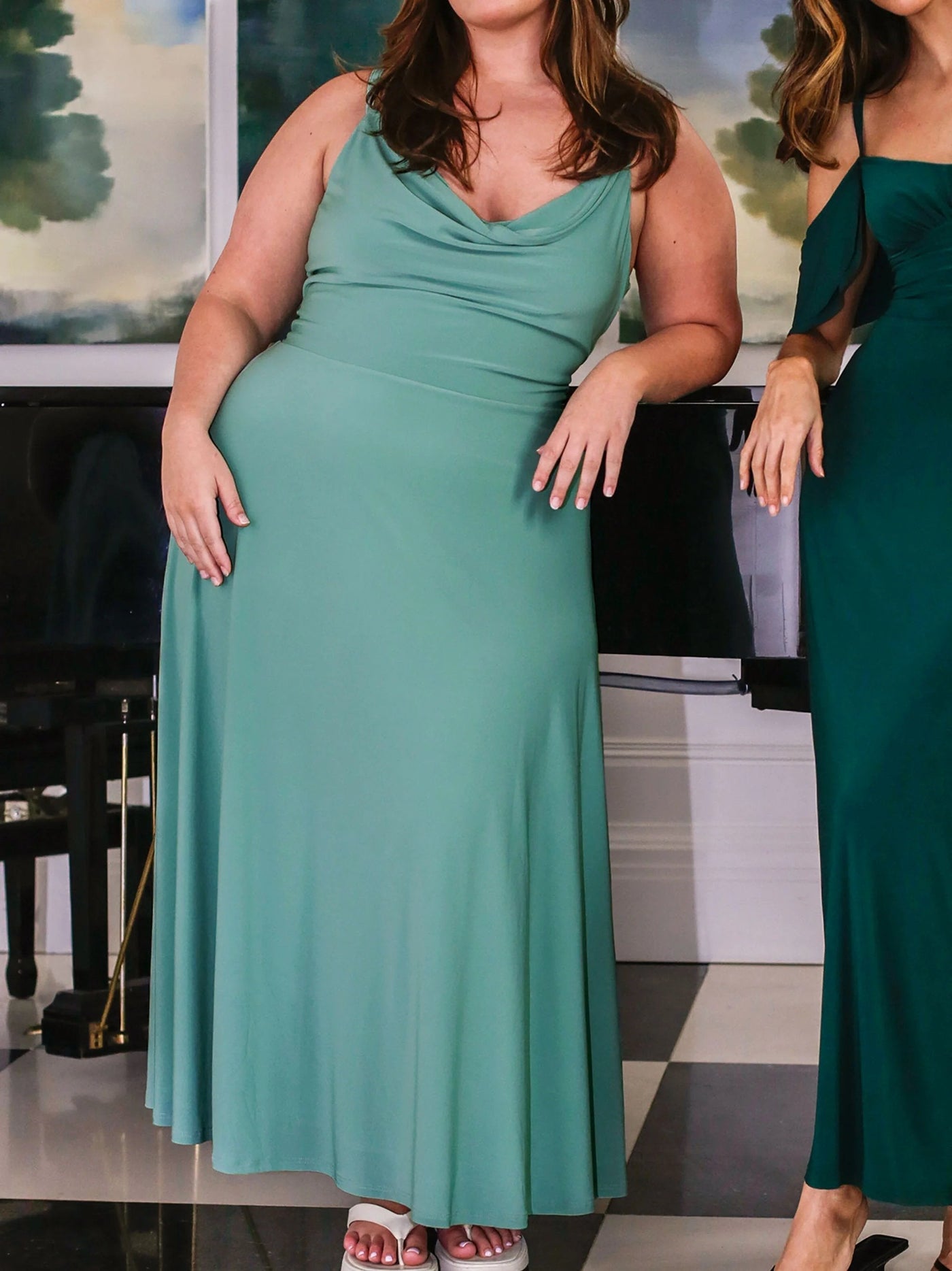 FlipChic™ | 2-in-1-Kleid, das auf beiden Seiten getragen werden kann