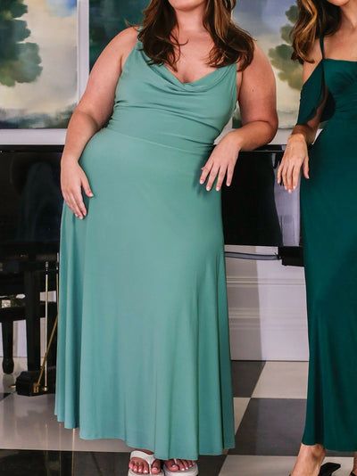 FlipChic™ | 2-in-1-Kleid, das auf beiden Seiten getragen werden kann