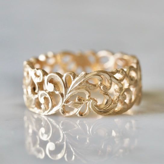 Efeu Ring in Vintage Gold