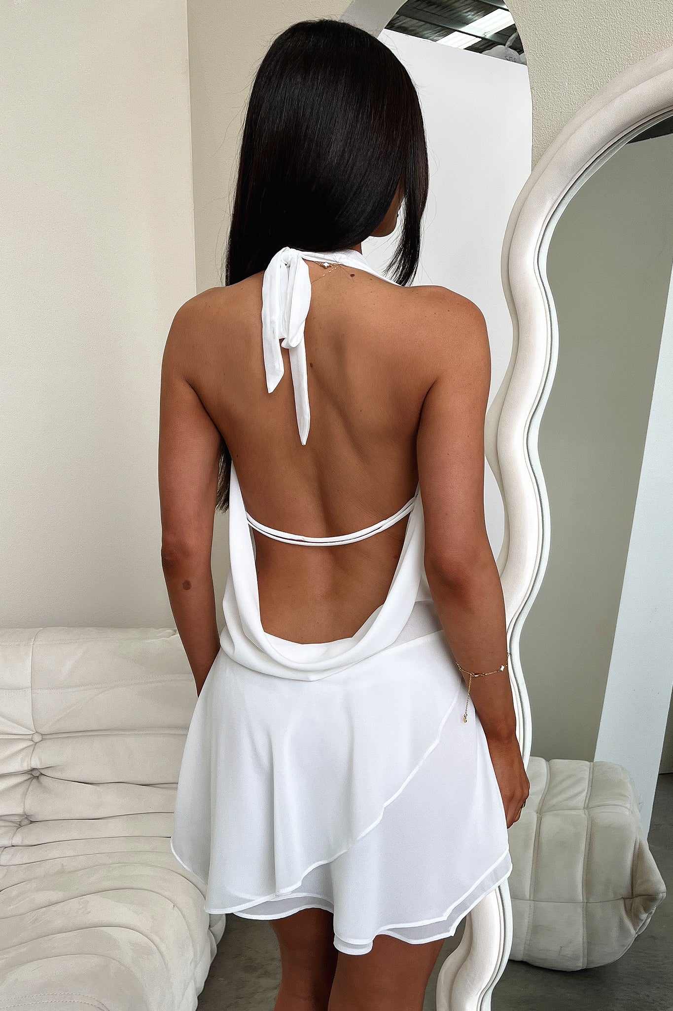 Roma | Plissiertes Mini-Kleid mit Rückenfreiem Schnitt