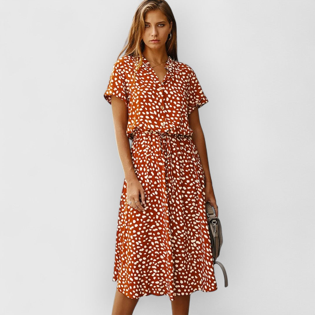 April | Schickes Bequemes Kleid