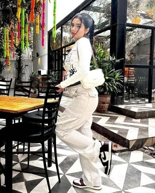 Eleni™ – Verstellbare Cargo-Hose für Damen