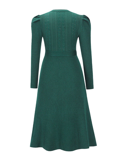 Strickkleid mit Taillengürtel | Strukturmuster | Midilänge