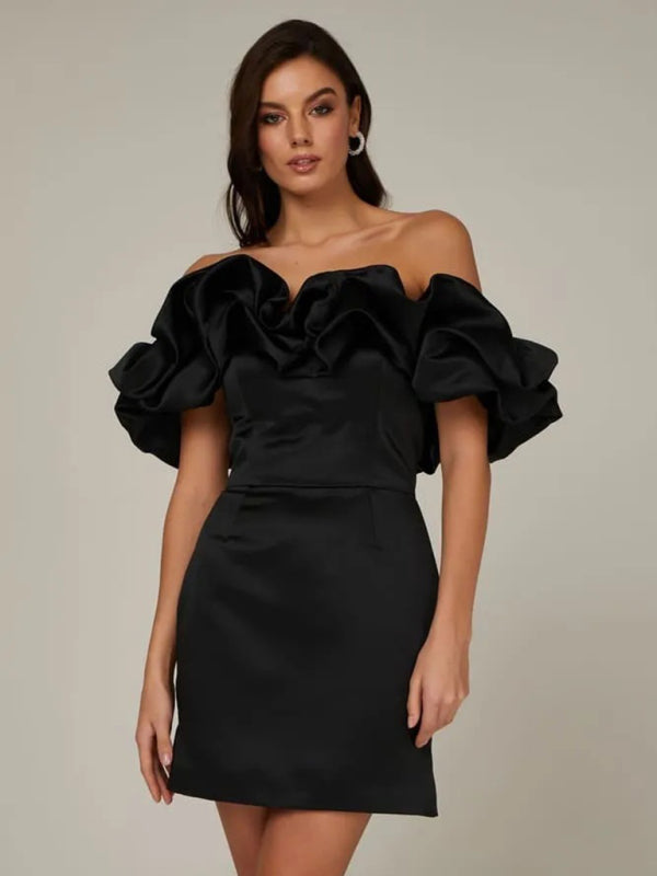Ezra - Glamouröses Satin-Abendkleid mit Rüschen
