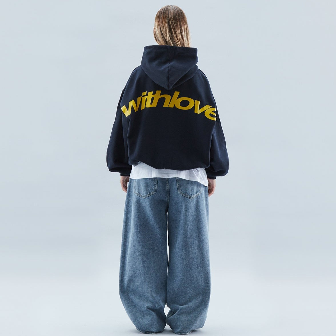 Unisex Hoodie – Bequemer Kapuzenpullover mit Kängurutasche und modernem Schnitt