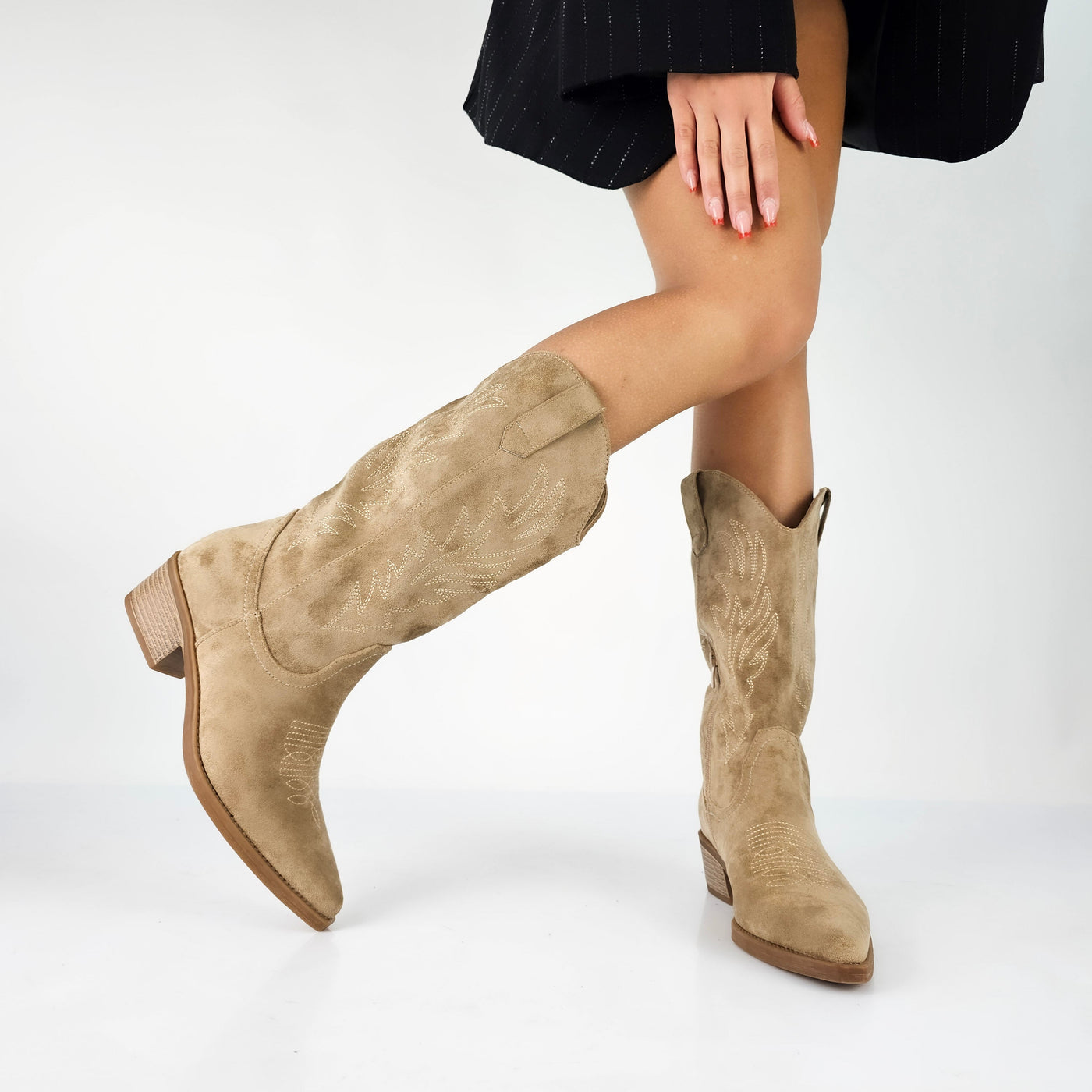 Cowboy Stiefeletten | Stickdetails | Bequemer Blockabsatz