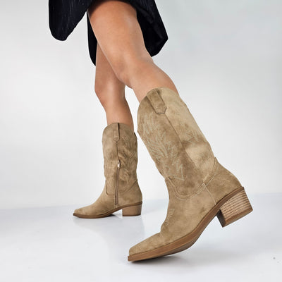 Cowboy Stiefeletten | Stickdetails | Bequemer Blockabsatz