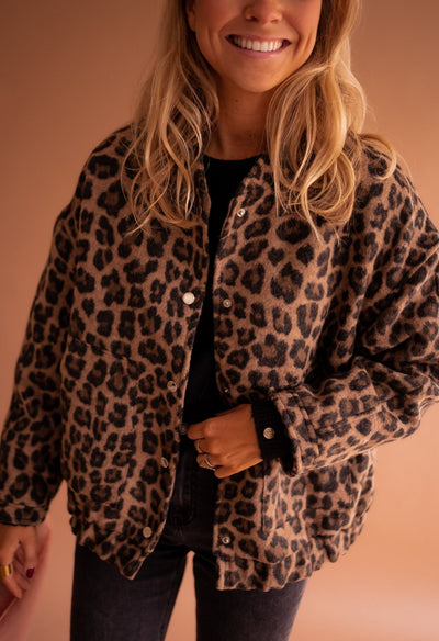 Adelina - Trendy Jacke mit Leopardenmuster