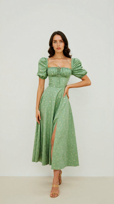 Evea - Schickes Midi-Kleid mit quadratischem Ausschnitt