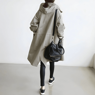 Damen Trenchcoat mit Kapuze – Leichte Übergangsjacke im eleganten Design