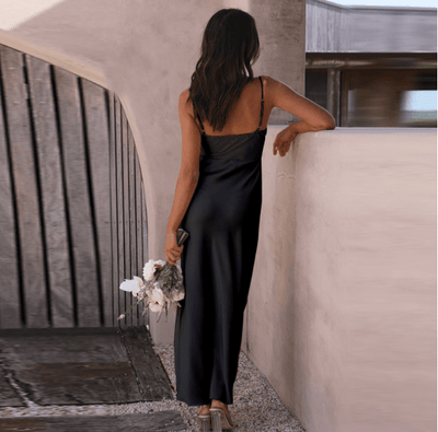 Jodie - Enges Kleid mit Spaghetti-Trägern, Beinschlitz