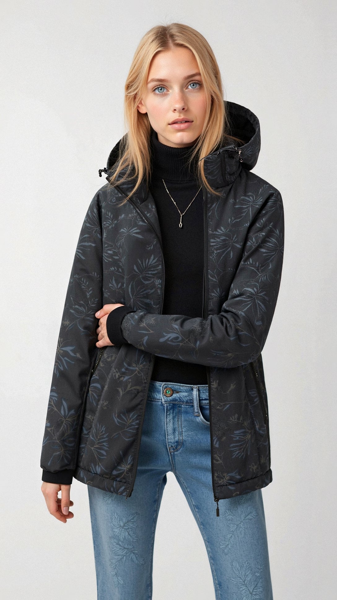 Outdoor Jacke mit Kapuze – Leichte Übergangsjacke für Freizeit und Outdoor