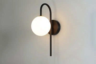 Moderne Kugel Wandleuchte – Elegante LED Wandlampe im Gold Design
