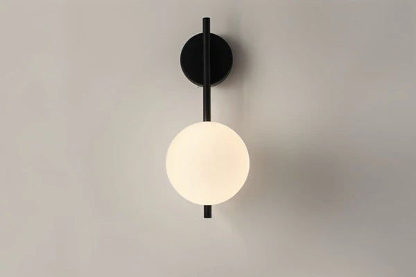 Moderne Kugel Wandleuchte – Elegante LED Wandlampe im Gold Design