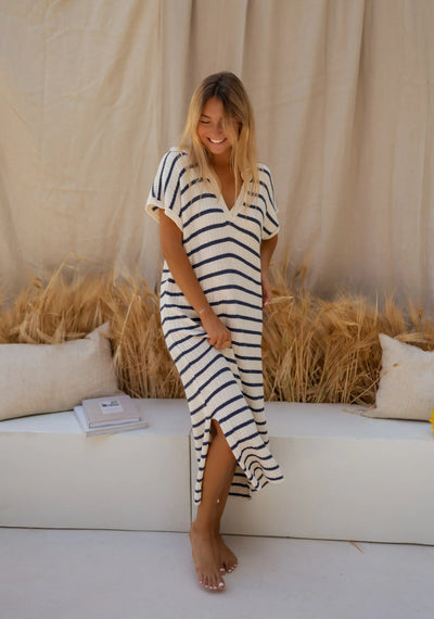 SOPHIA| DAS GESTREIFTE STRICKKLEID