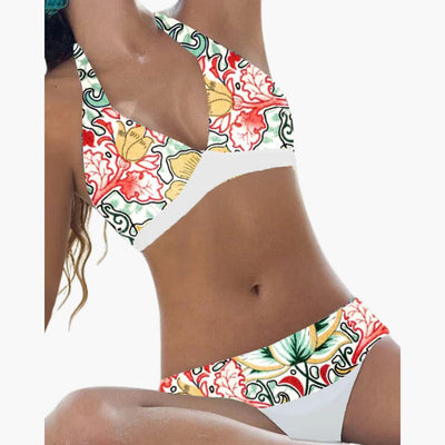 Rückenfreier Damen Bikini - Neckholder Design für Sommerurlaub