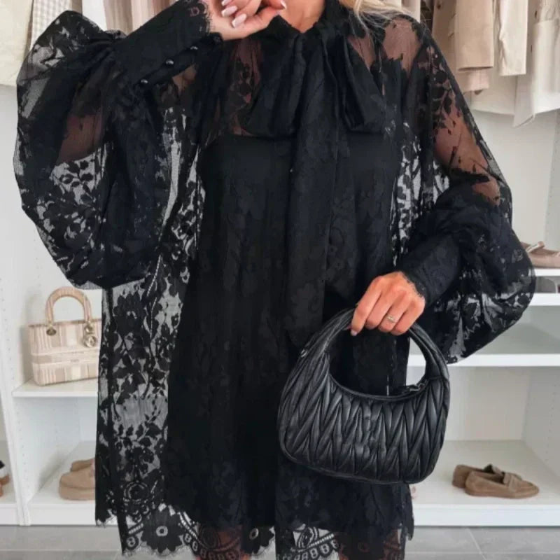 DILIANE I LANGÄRMELIGES SPITZENKLEID